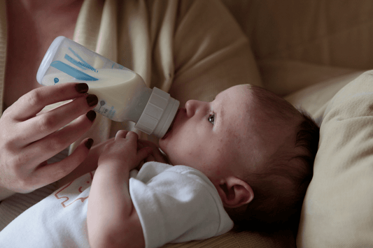 The Real-Life Guide to Combo Feeding: Breast Milk, Formula & Finding What Works - Legendairy Milk