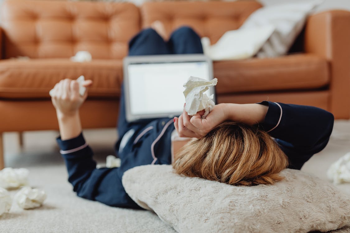 When You Have a Cold or Allergies While Breastfeeding - Legendairy Milk