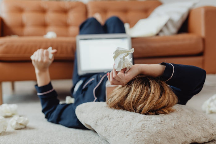 When You Have a Cold or Allergies While Breastfeeding - Legendairy Milk